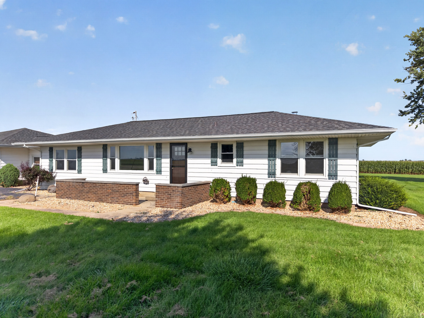 3560 E 14th Road Property Photo 1