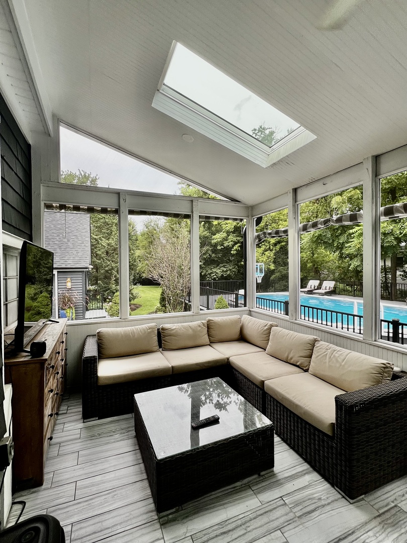 414 Chicago Avenue Property Photo 23
