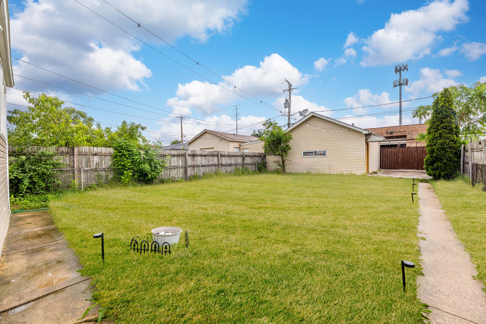 3544 W 63rd Place Property Photo 17