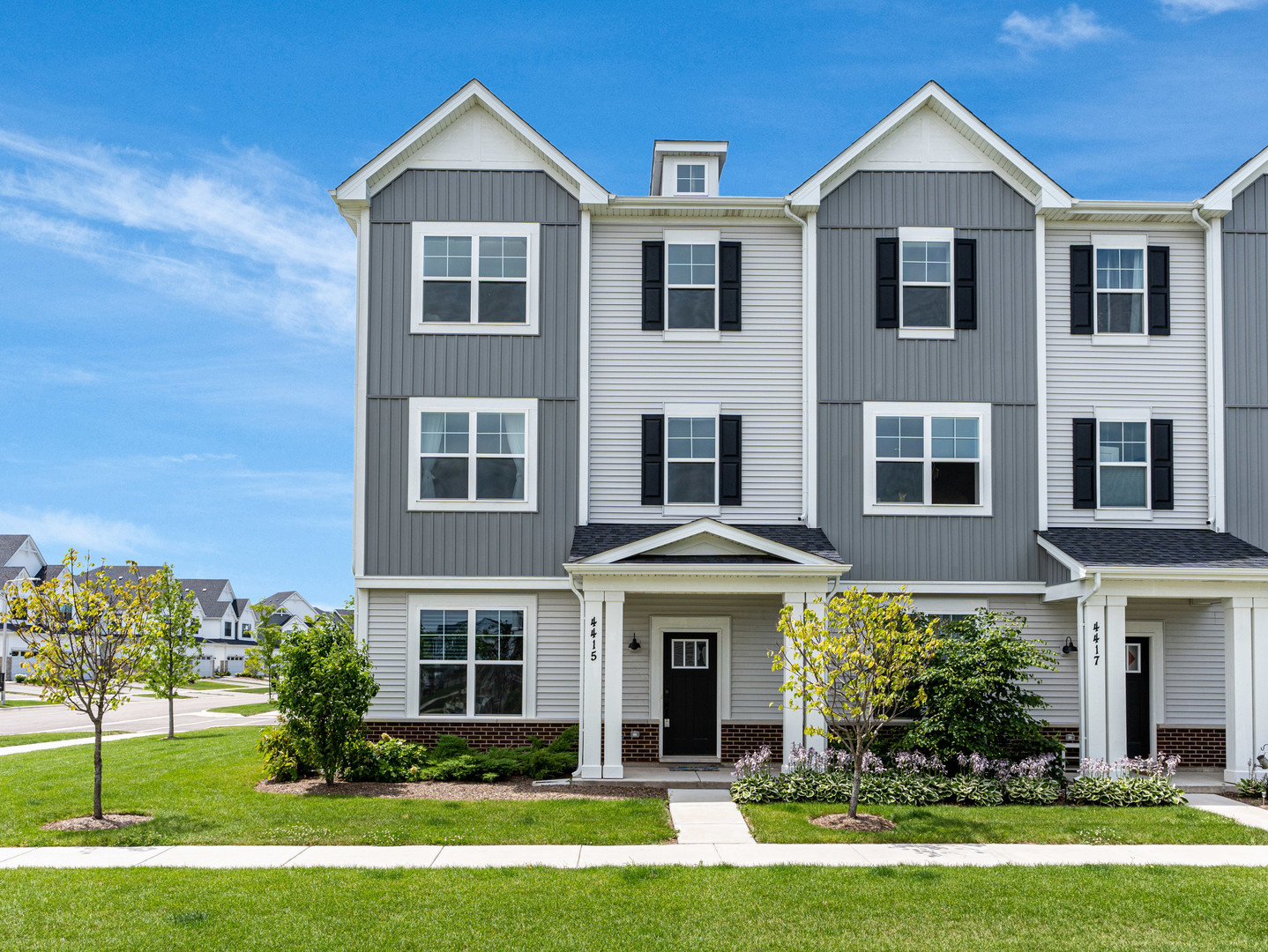 4415 Chelsea Manor Circle Property Photo 1
