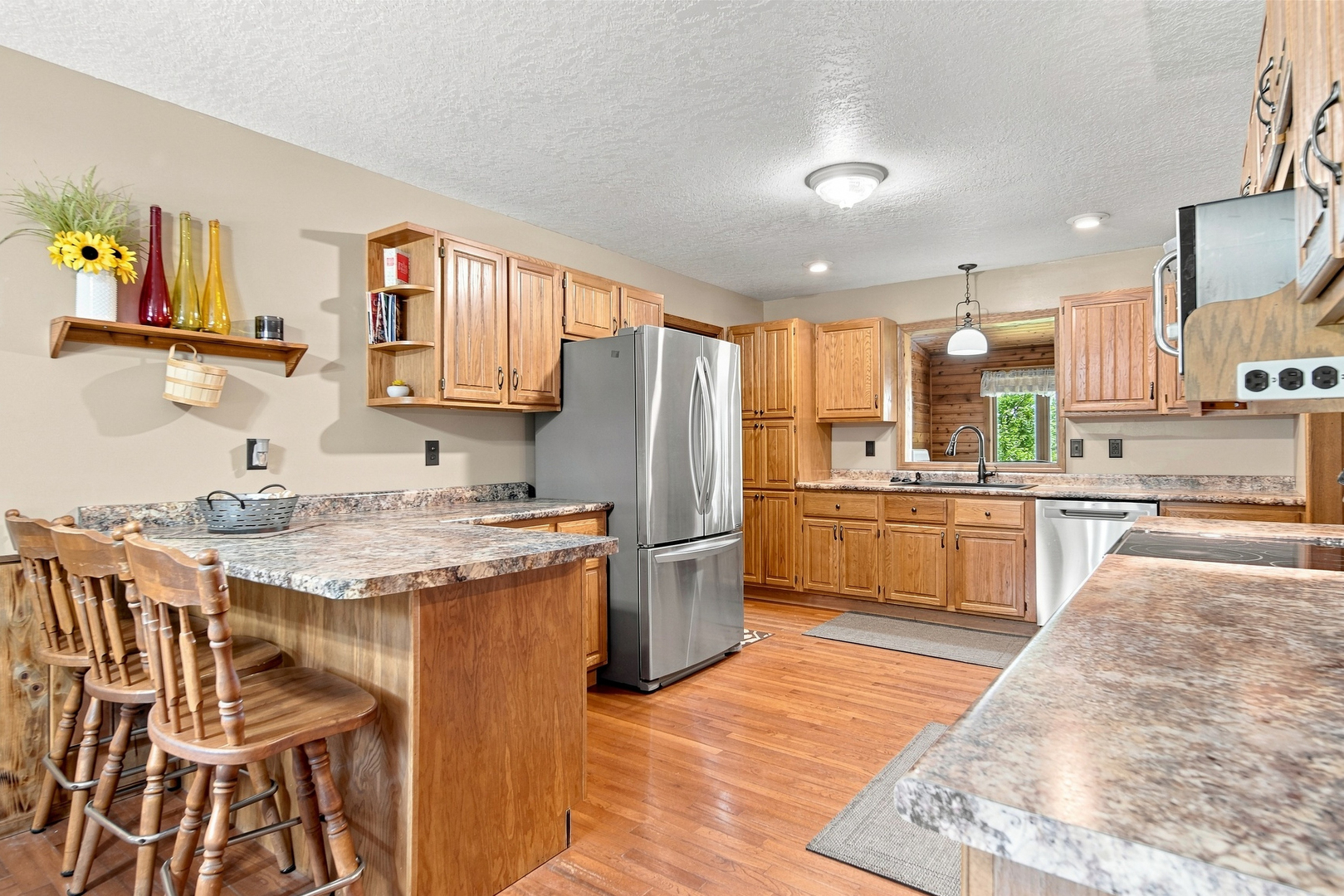 14810 Melinda Drive Property Photo 15