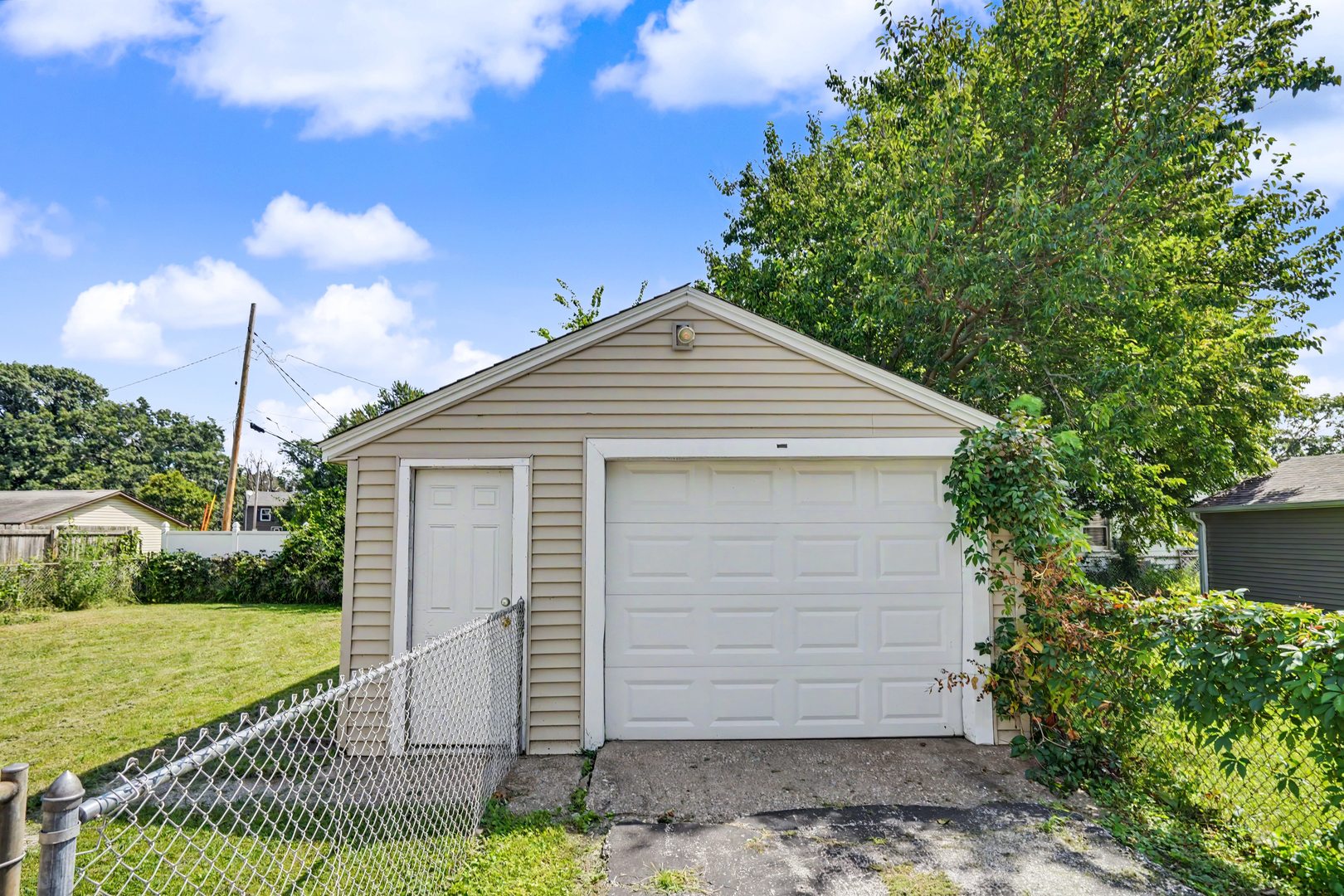 1111 31st Street Property Photo 22