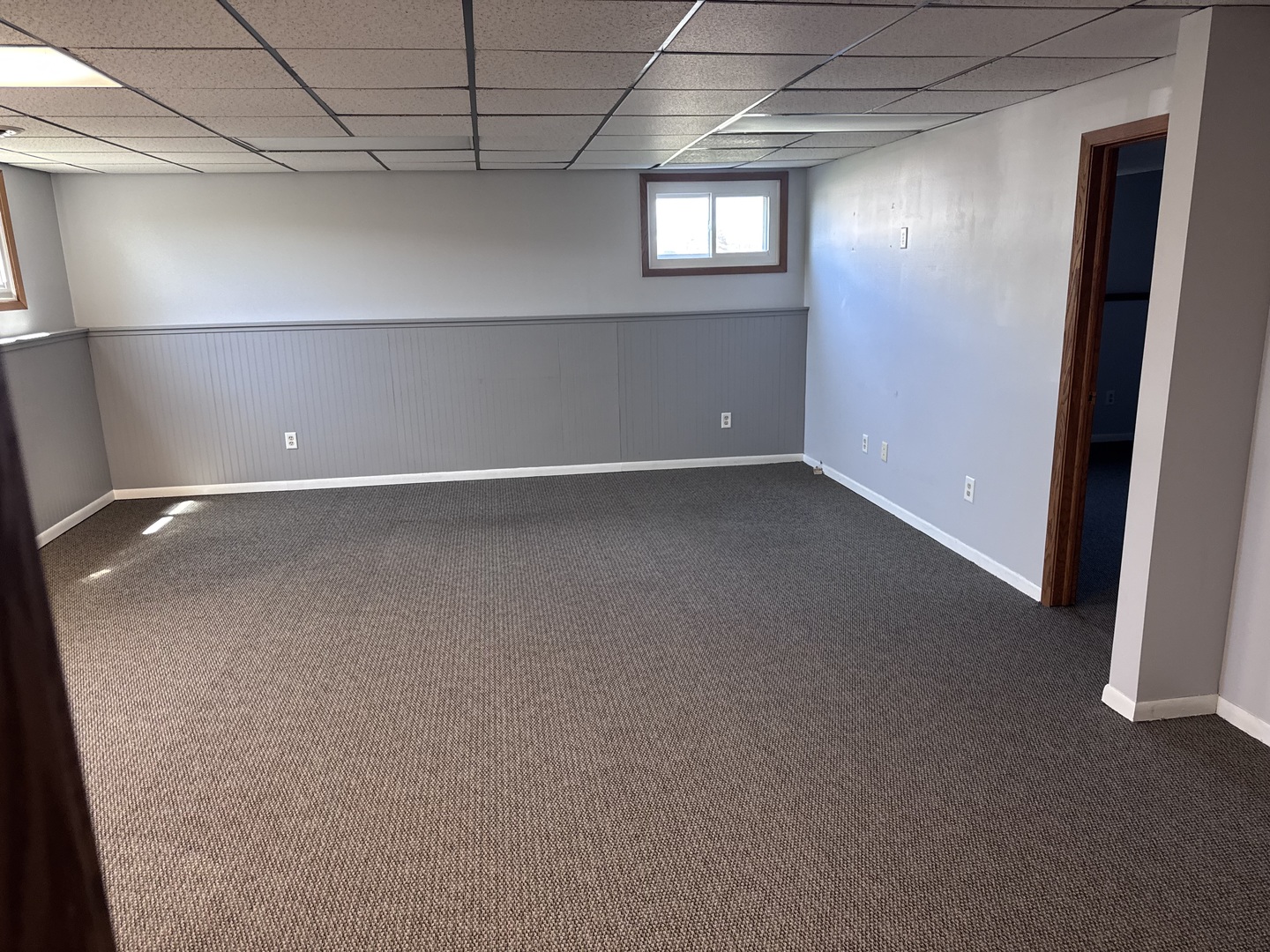120 S 6th Avenue Property Photo 4