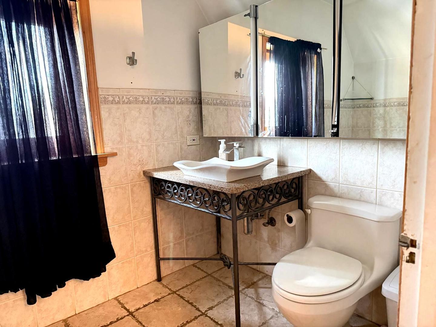 6206 W Barry Avenue Property Photo 14