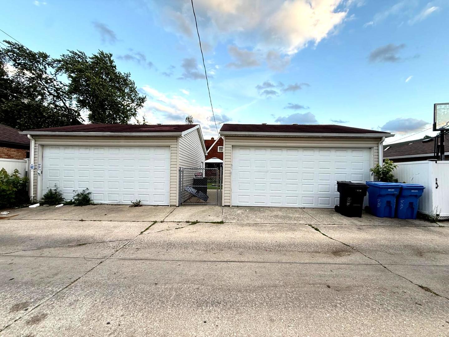 6206 W Barry Avenue Property Photo 17