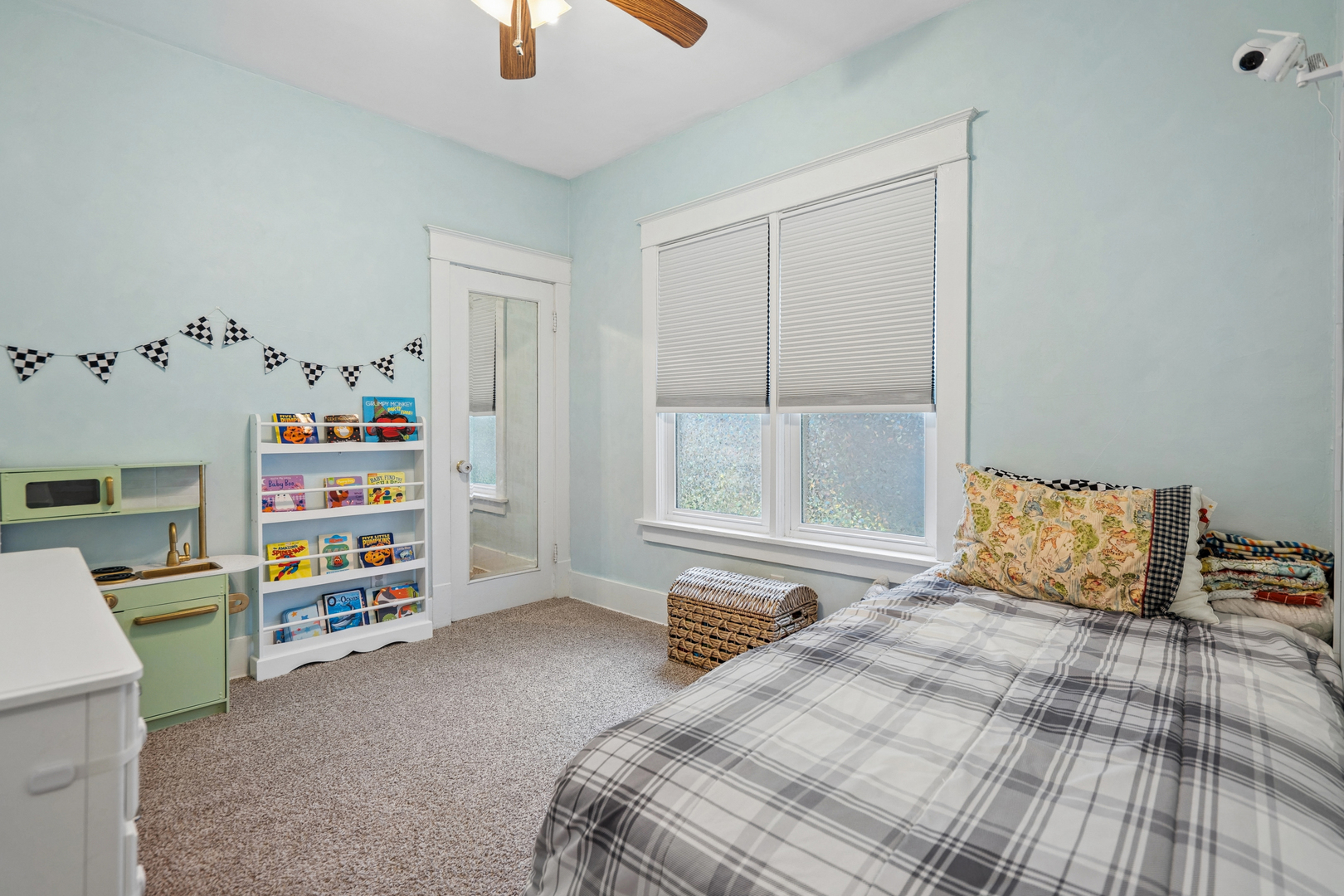 913 12th Avenue Property Photo 9