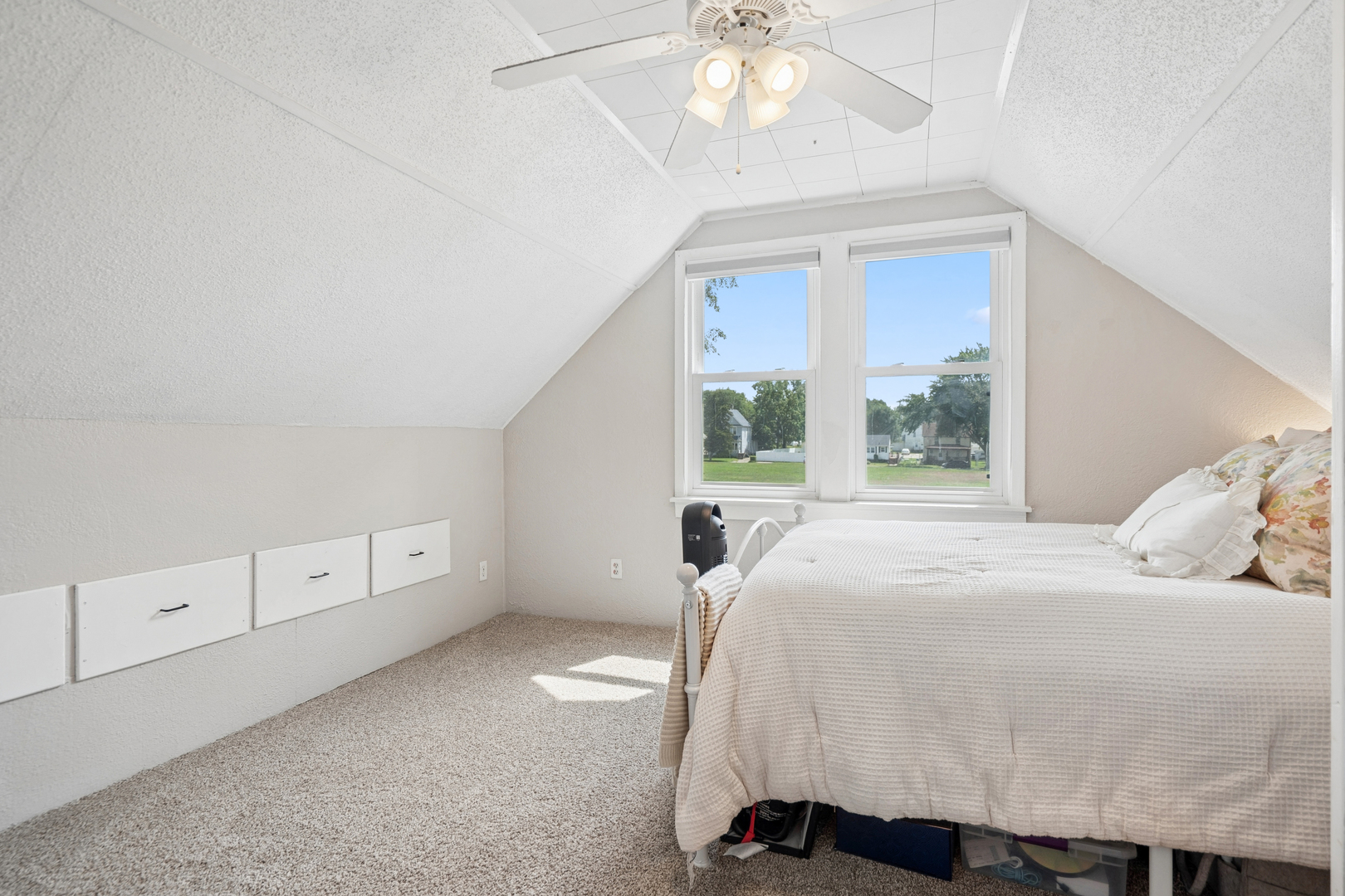913 12th Avenue Property Photo 15