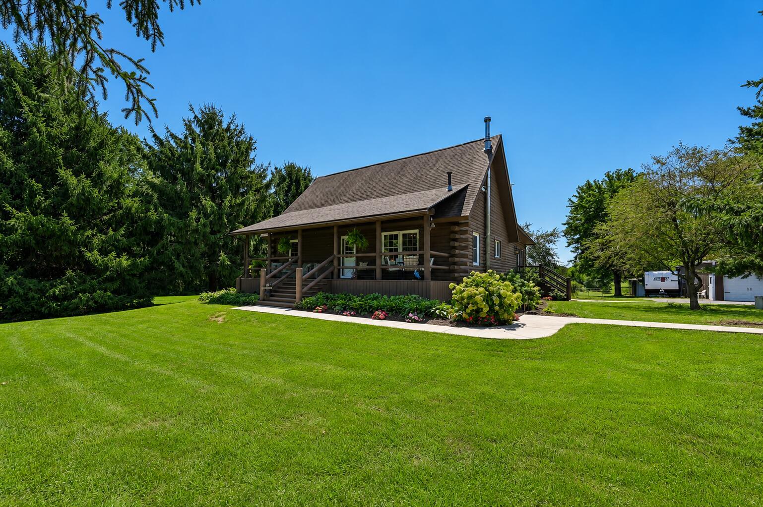 13628 E 9000n Road Property Photo 1