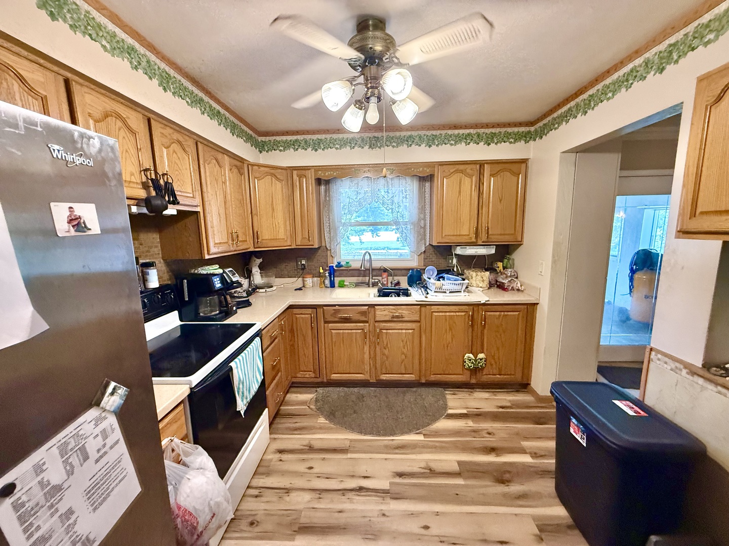 1059 Meadow Lane Property Photo 8