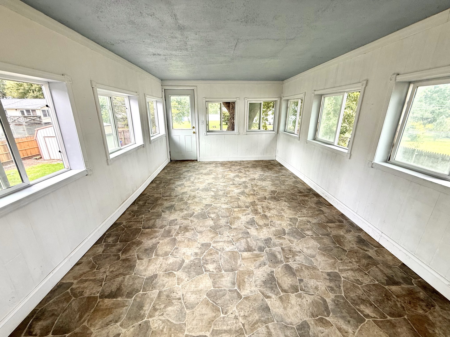 1059 Meadow Lane Property Photo 11