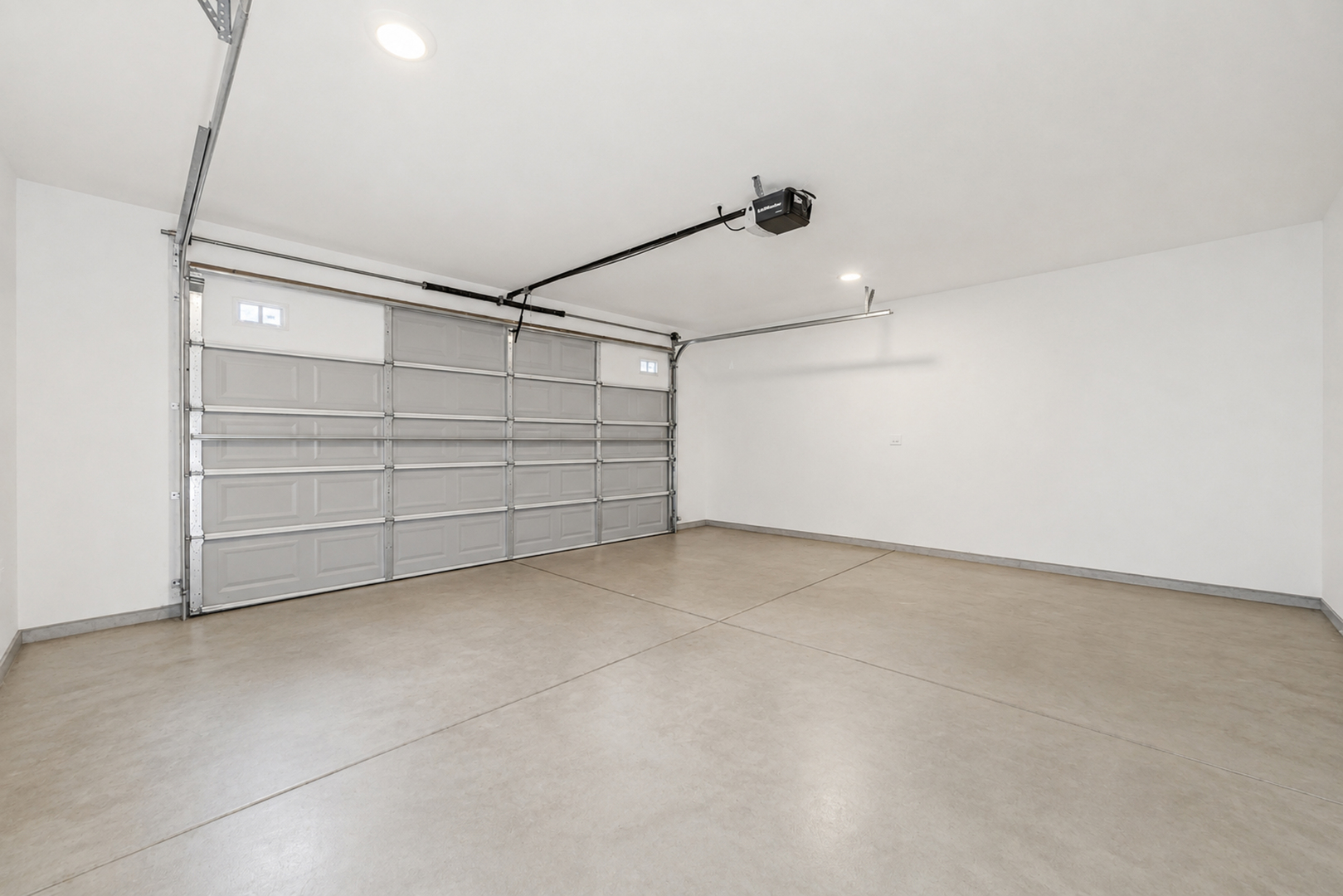 3536 N Albany Avenue Property Photo 24