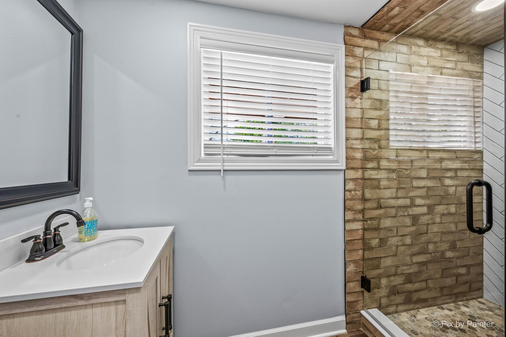 12741262 Property Photo 13