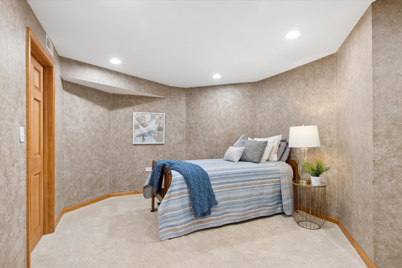 1616 Rolling Hills Drive Property Photo 36