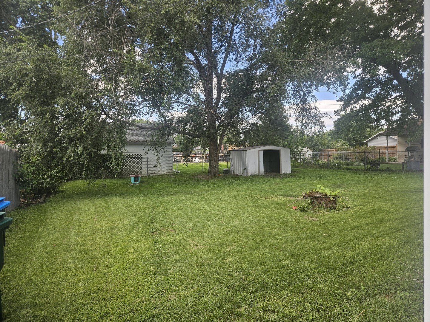 208 W 18th Street Property Photo 3