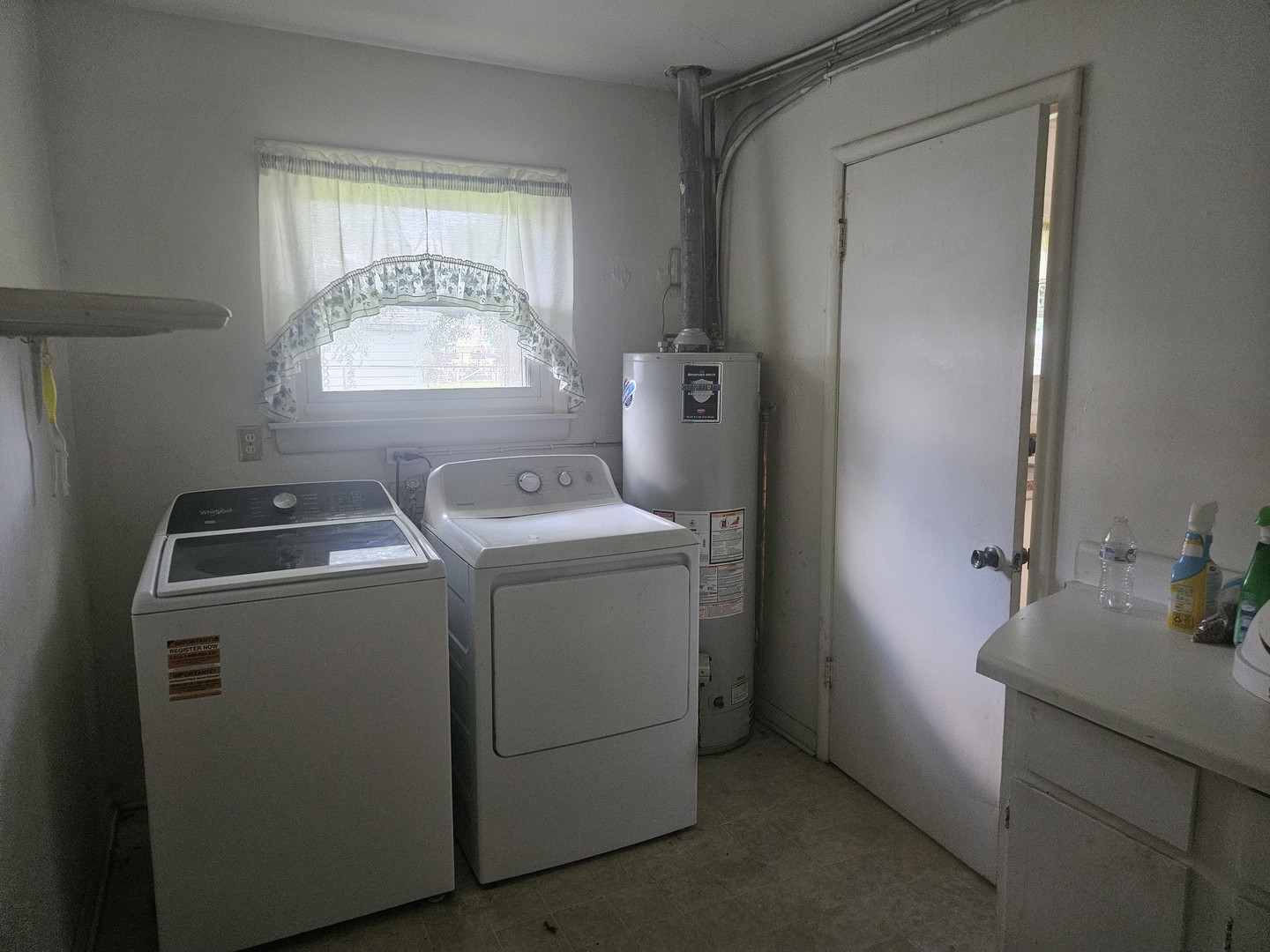 208 W 18th Street Property Photo 9