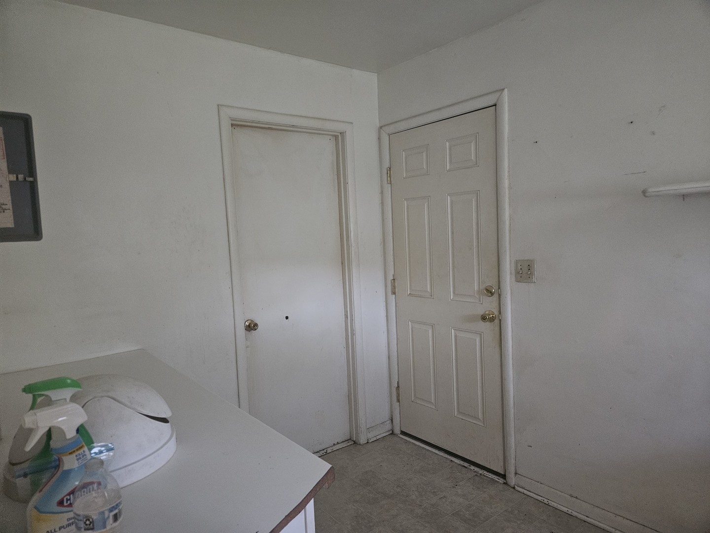 208 W 18th Street Property Photo 10