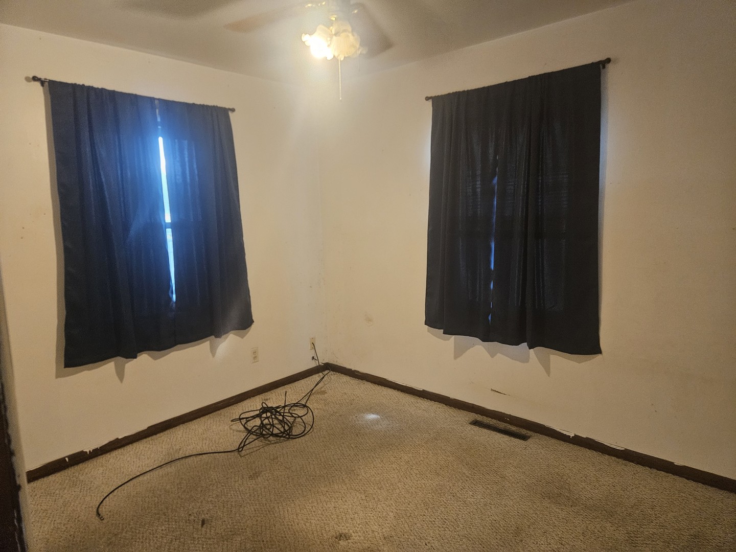 208 W 18th Street Property Photo 13