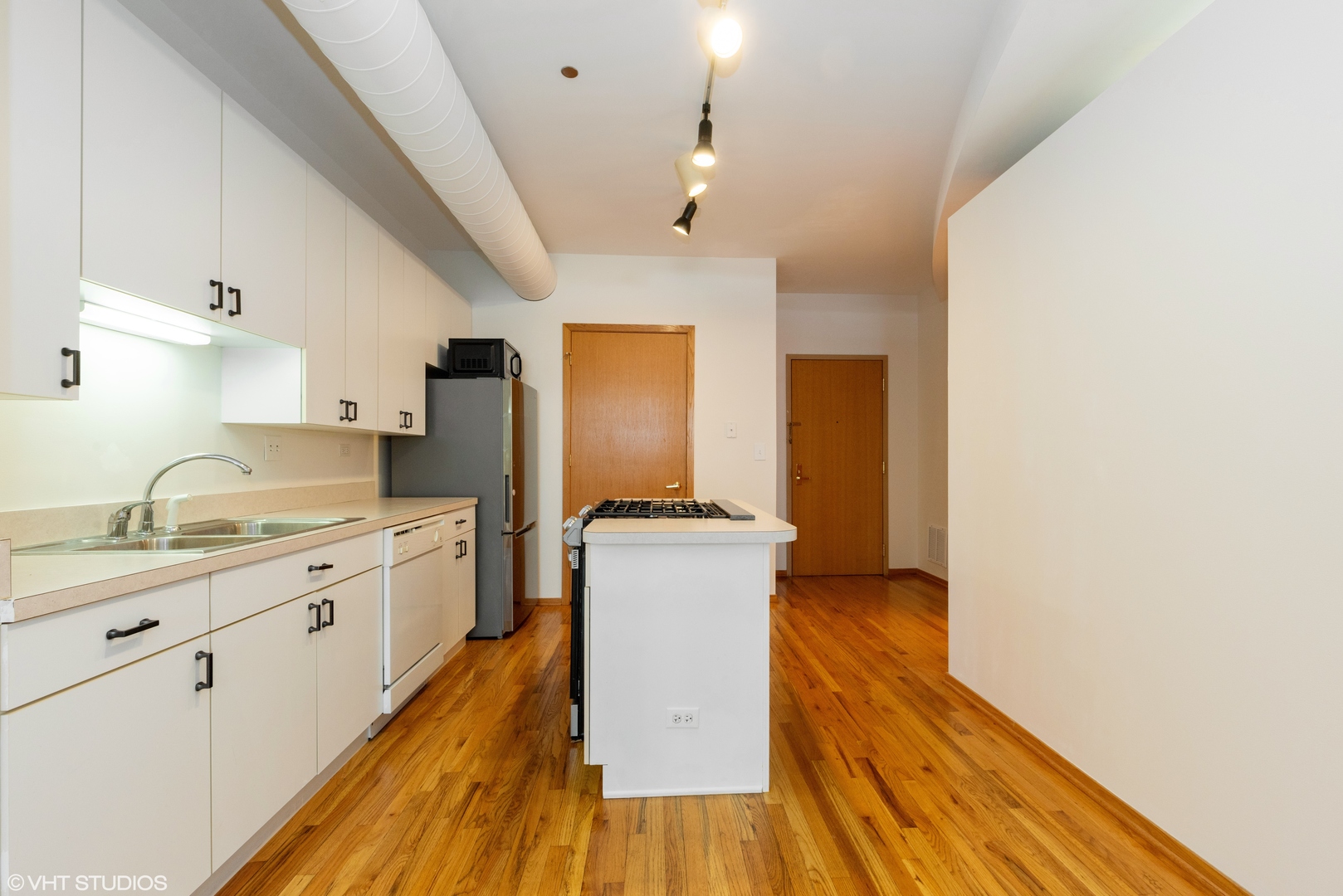 910 S Michigan Avenue 1306 Property Photo 8