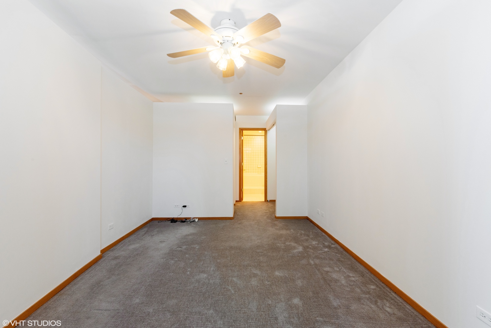 910 S Michigan Avenue 1306 Property Photo 11