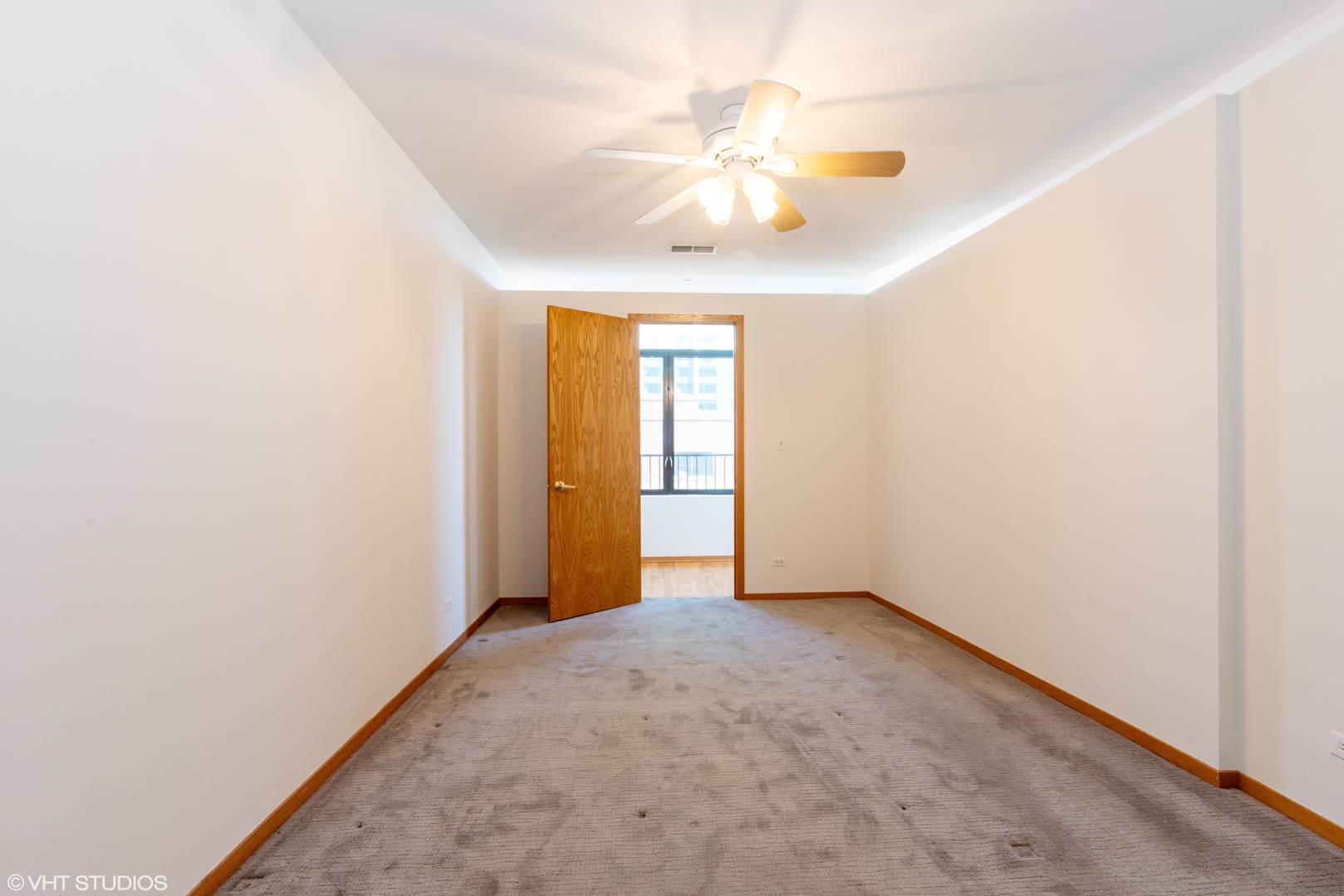 910 S Michigan Avenue 1306 Property Photo 12