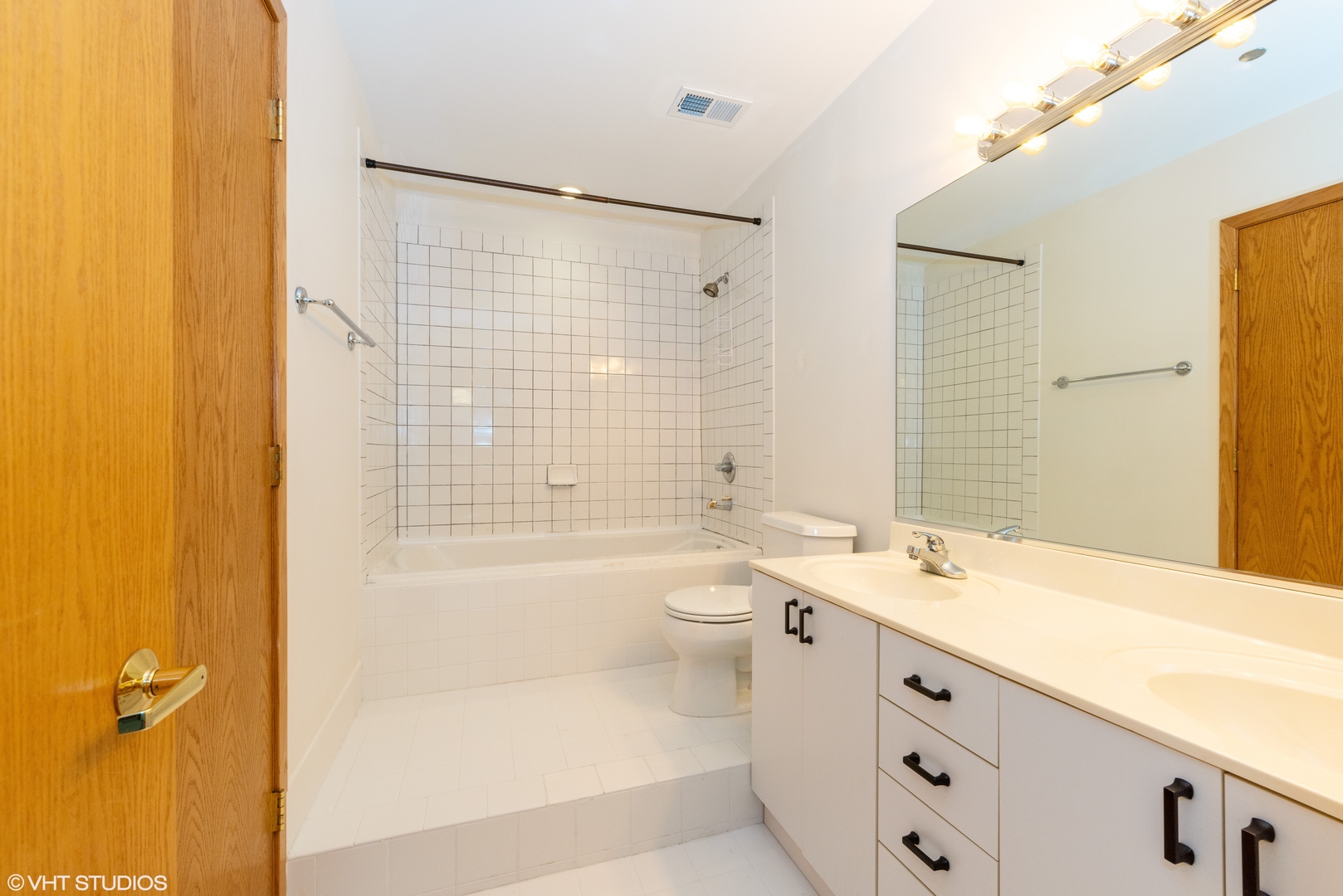 910 S Michigan Avenue 1306 Property Photo 13
