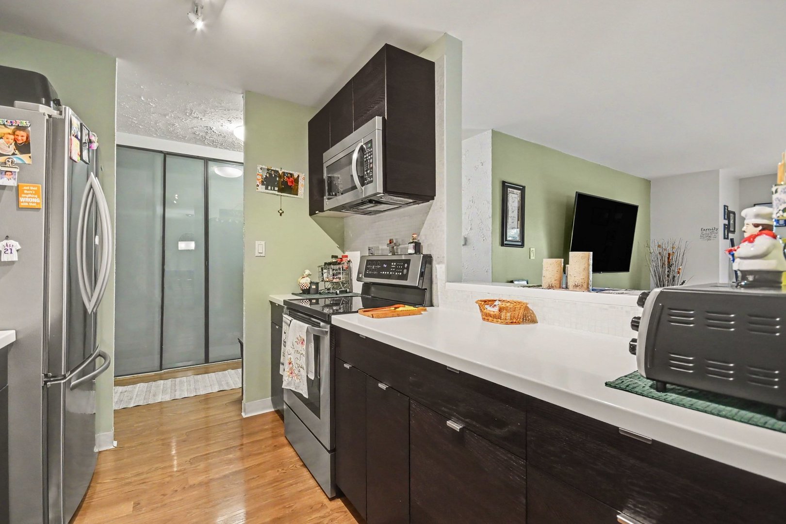 120 Lakeview Drive 519 Property Photo 6