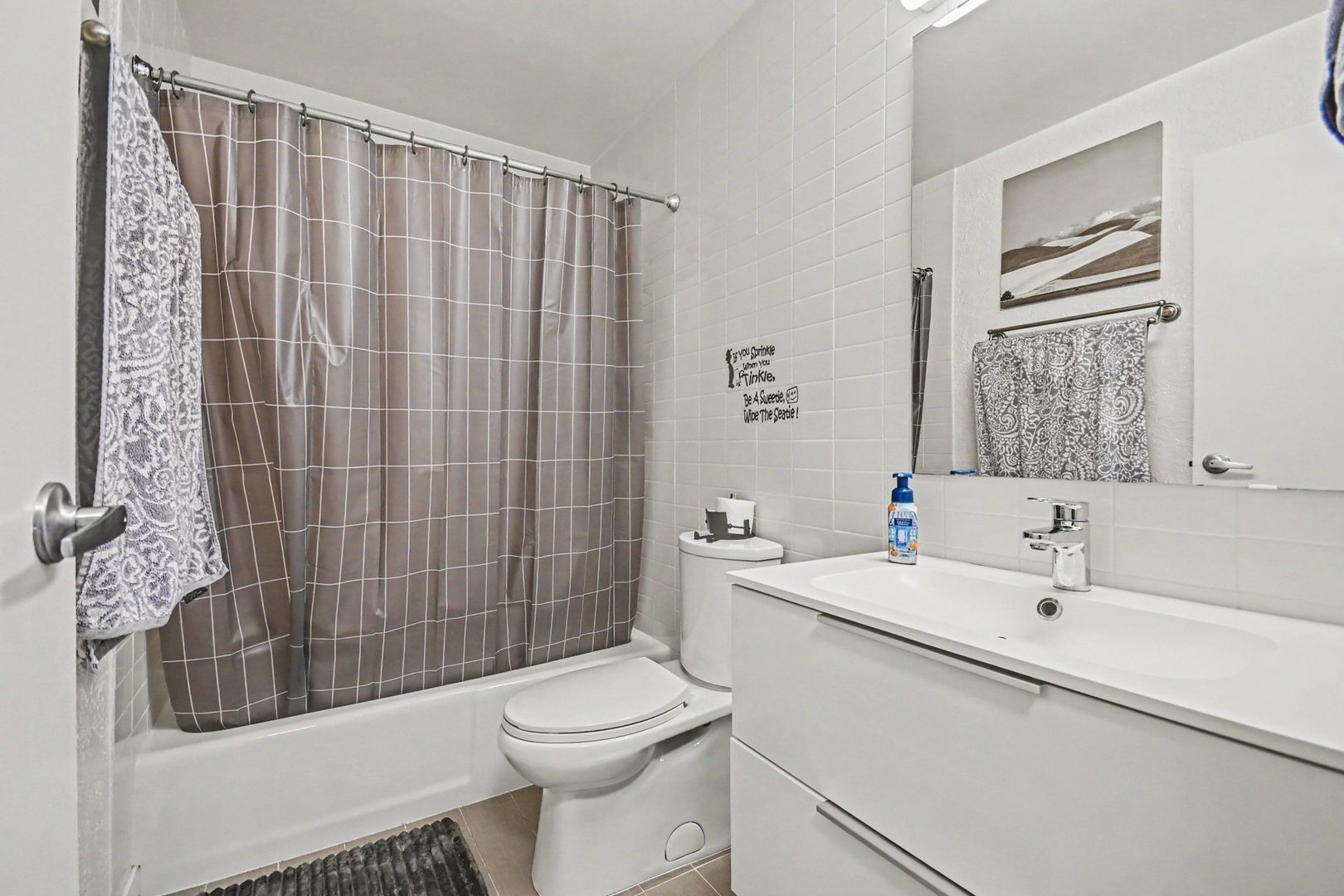 120 Lakeview Drive 519 Property Photo 13