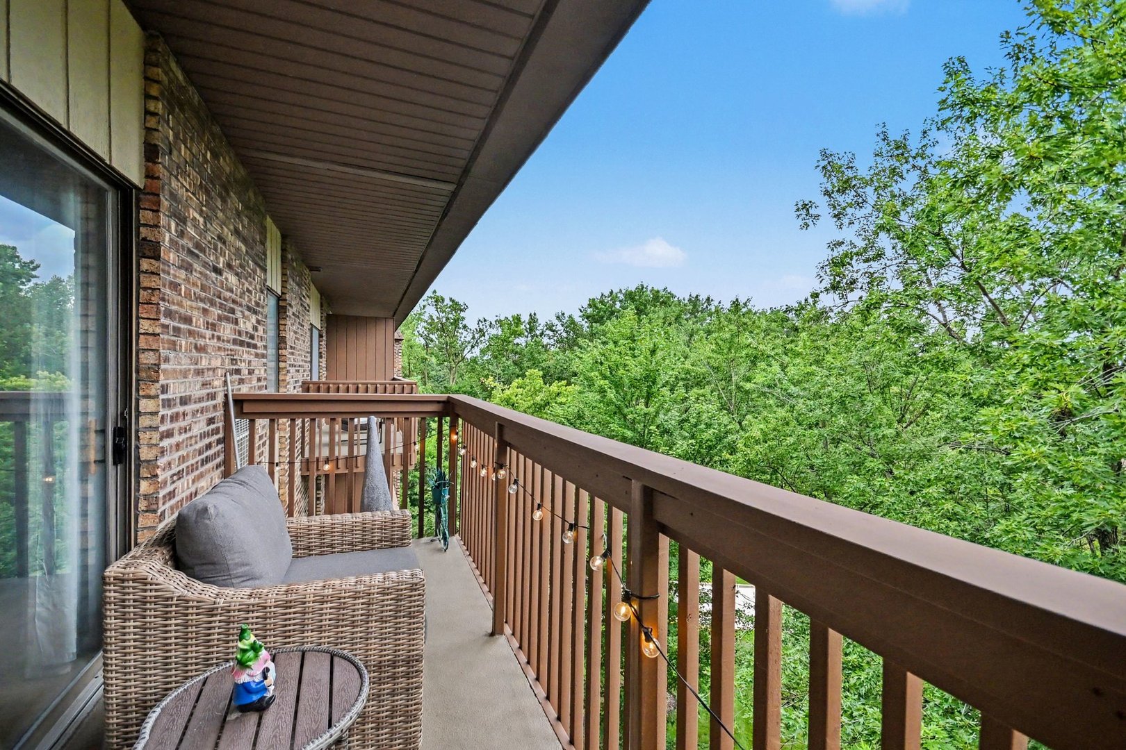 120 Lakeview Drive 519 Property Photo 16