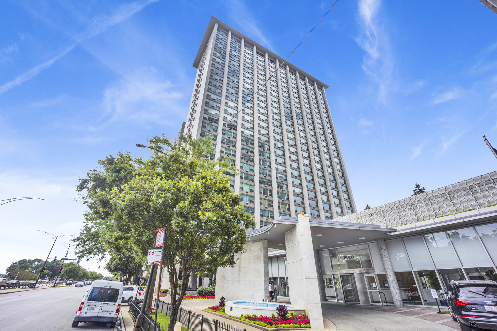 3600 N Lake Shore Drive 608 Property Photo 1