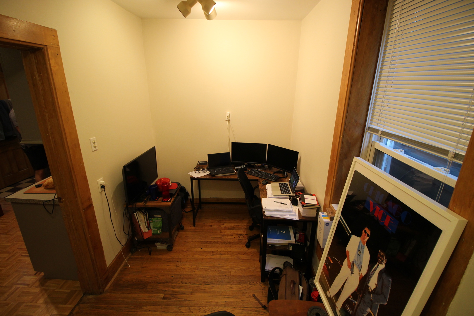 1736 W Beach Avenue Property Photo 15