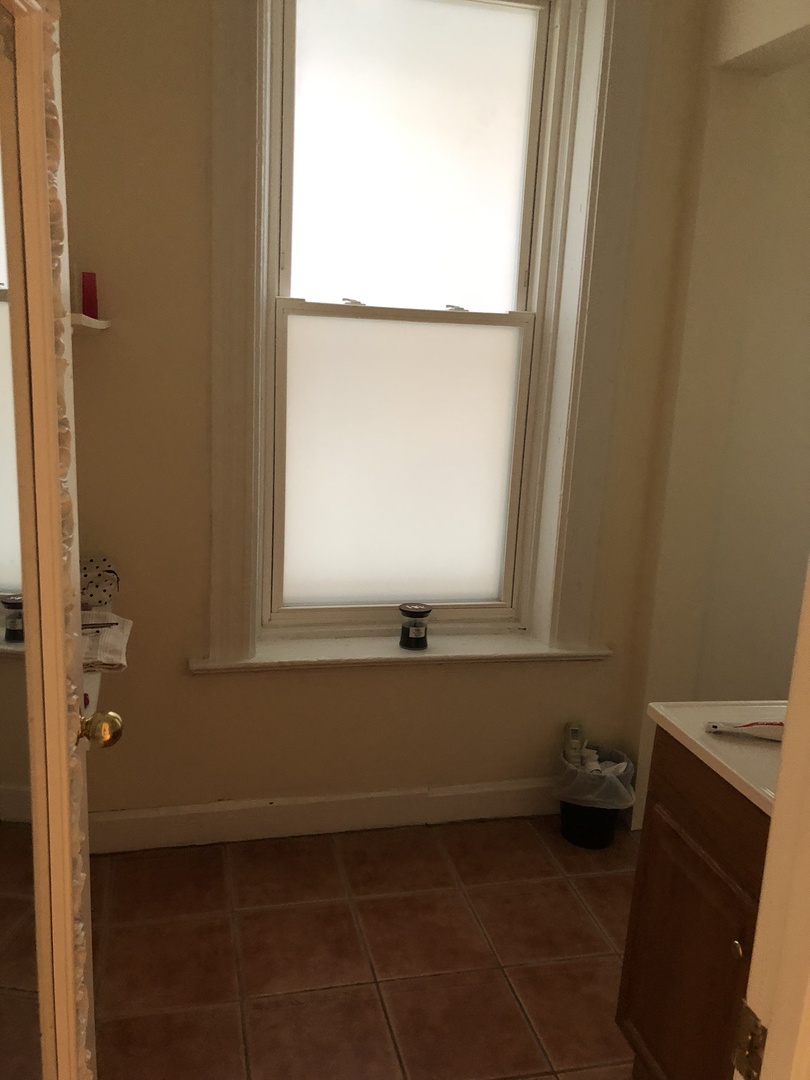 1736 W Beach Avenue Property Photo 22