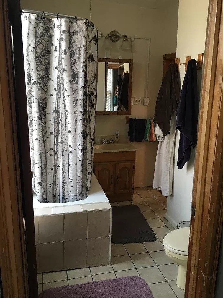 1736 W Beach Avenue Property Photo 33