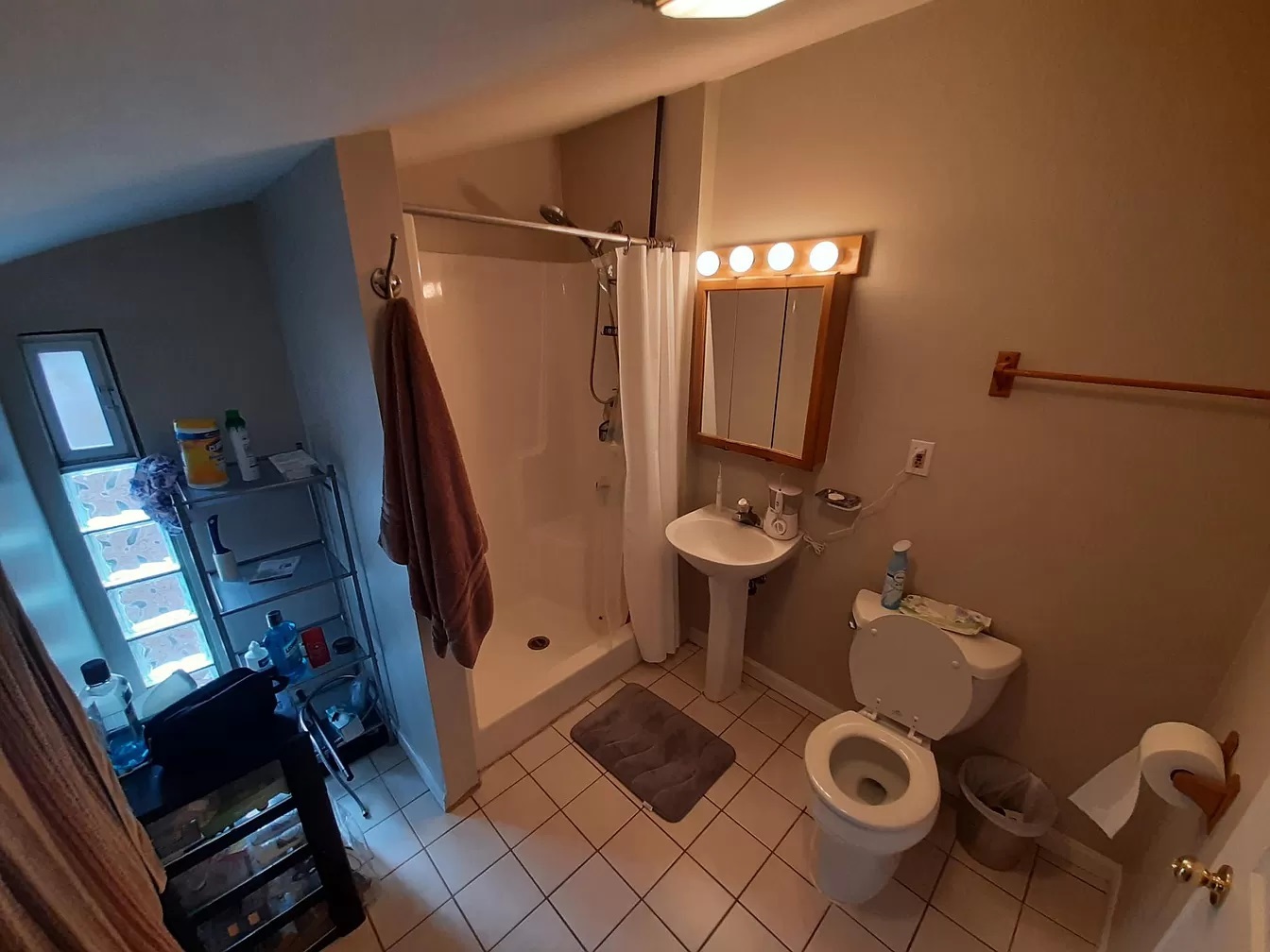 1736 W Beach Avenue Property Photo 34