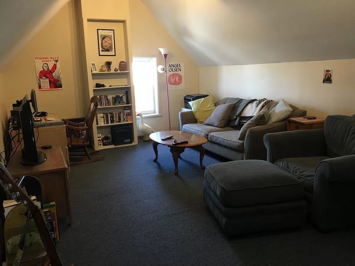 1736 W Beach Avenue Property Photo 44