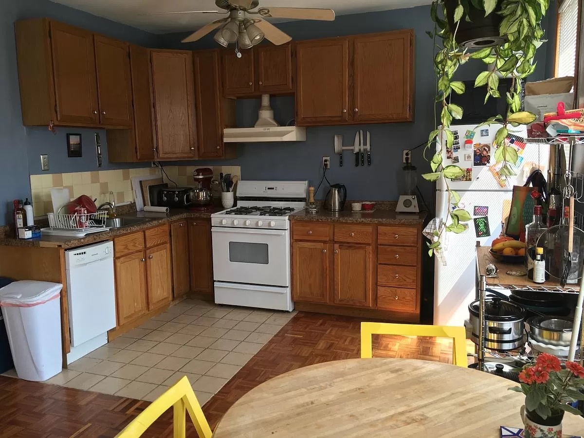 1736 W Beach Avenue Property Photo 49