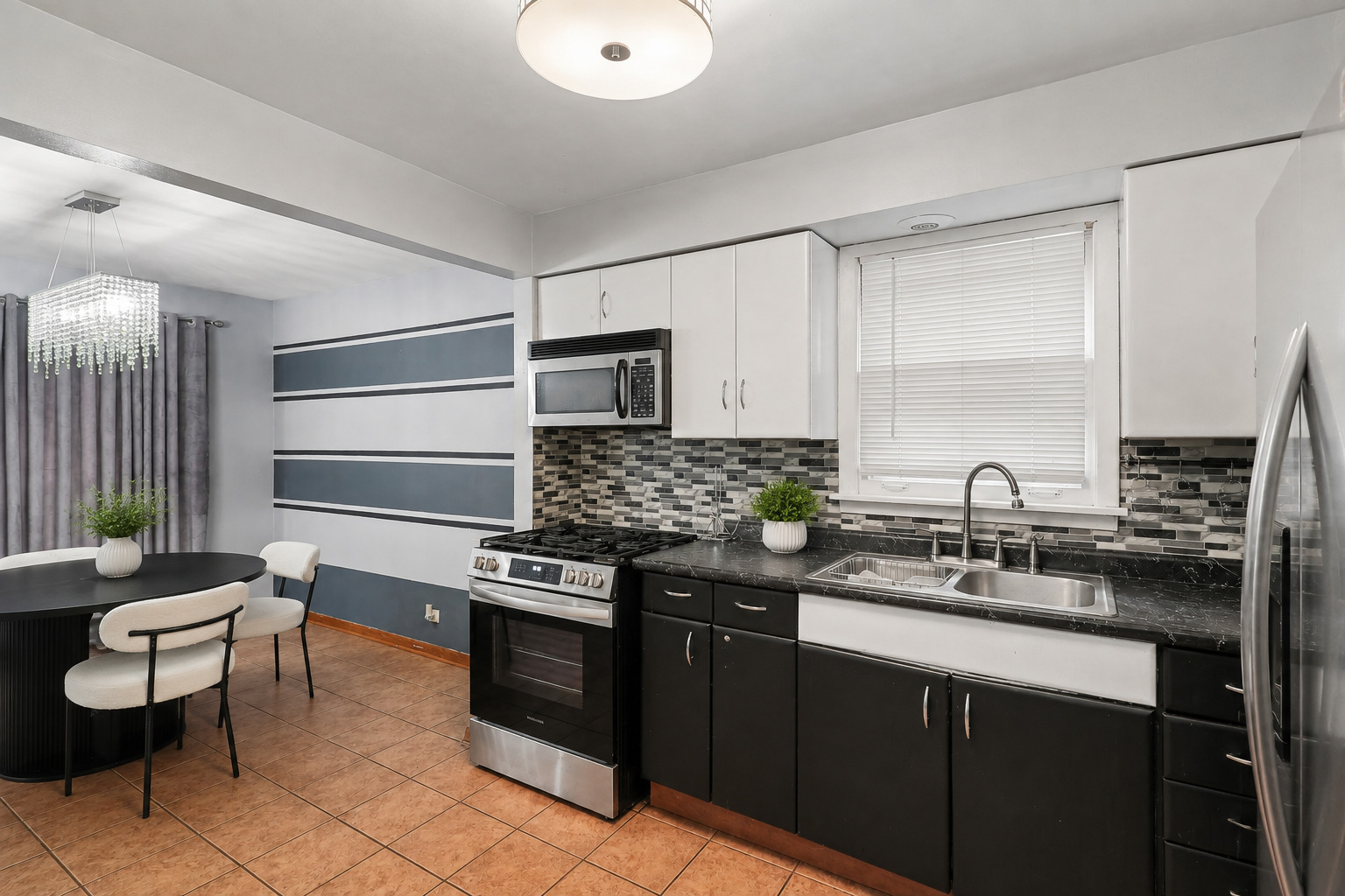 14448 Van Buren Street Property Photo 10