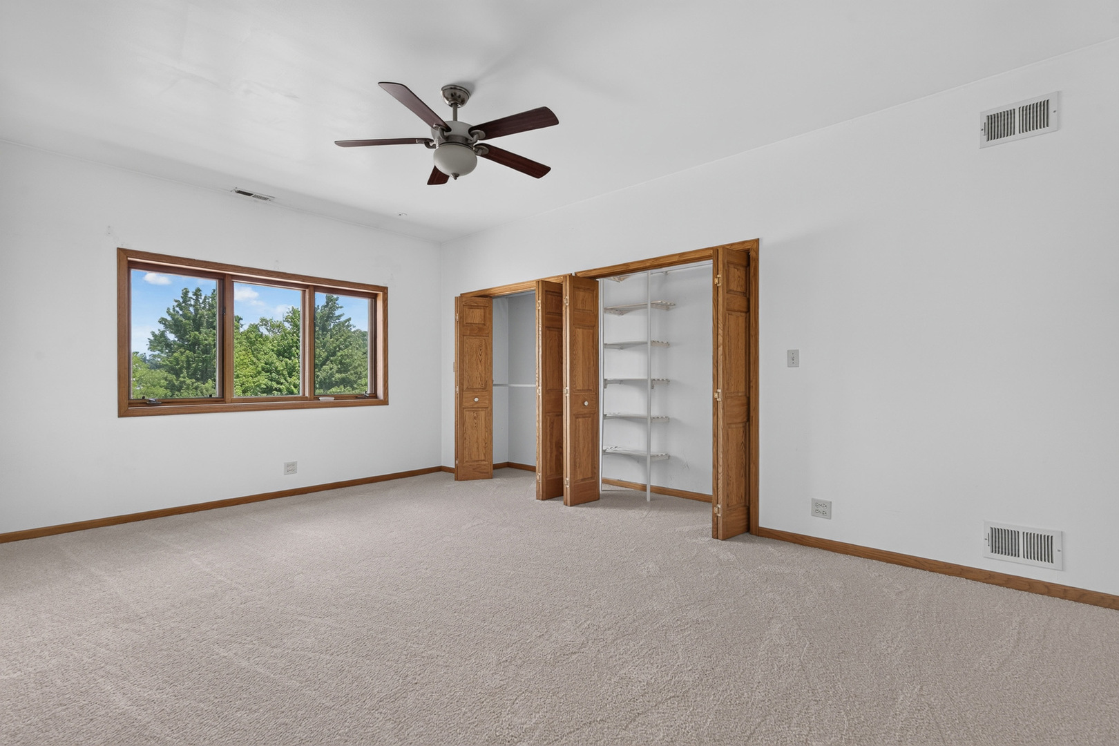 1046 S Main Street Property Photo 28
