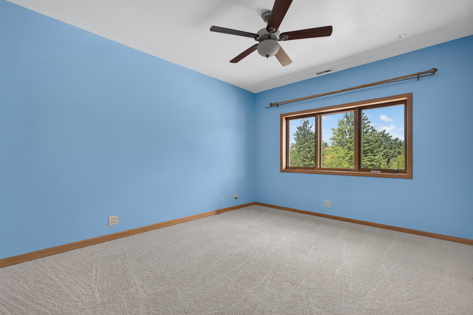 1046 S Main Street Property Photo 29