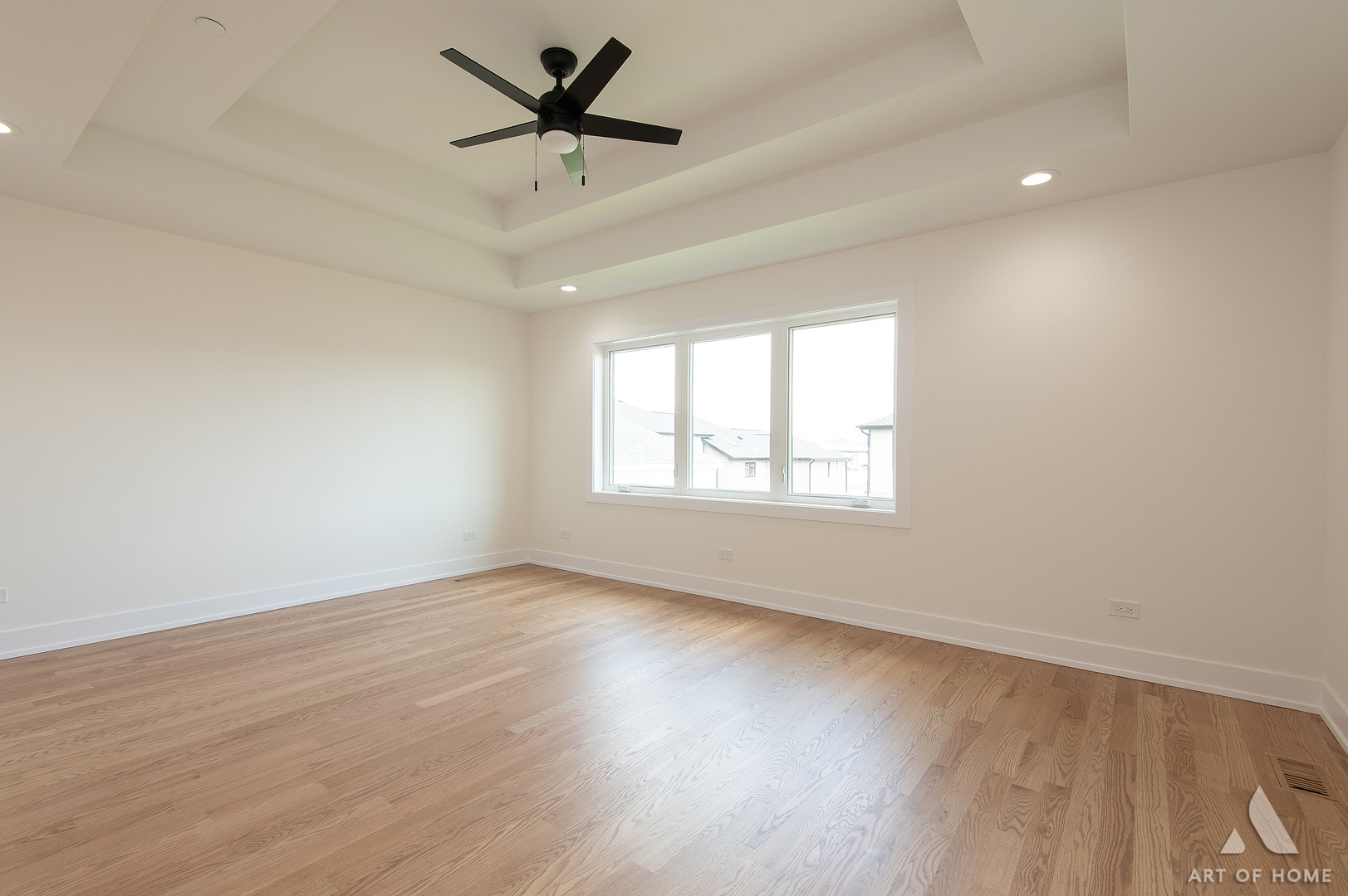 9605 S 78th Court Property Photo 12