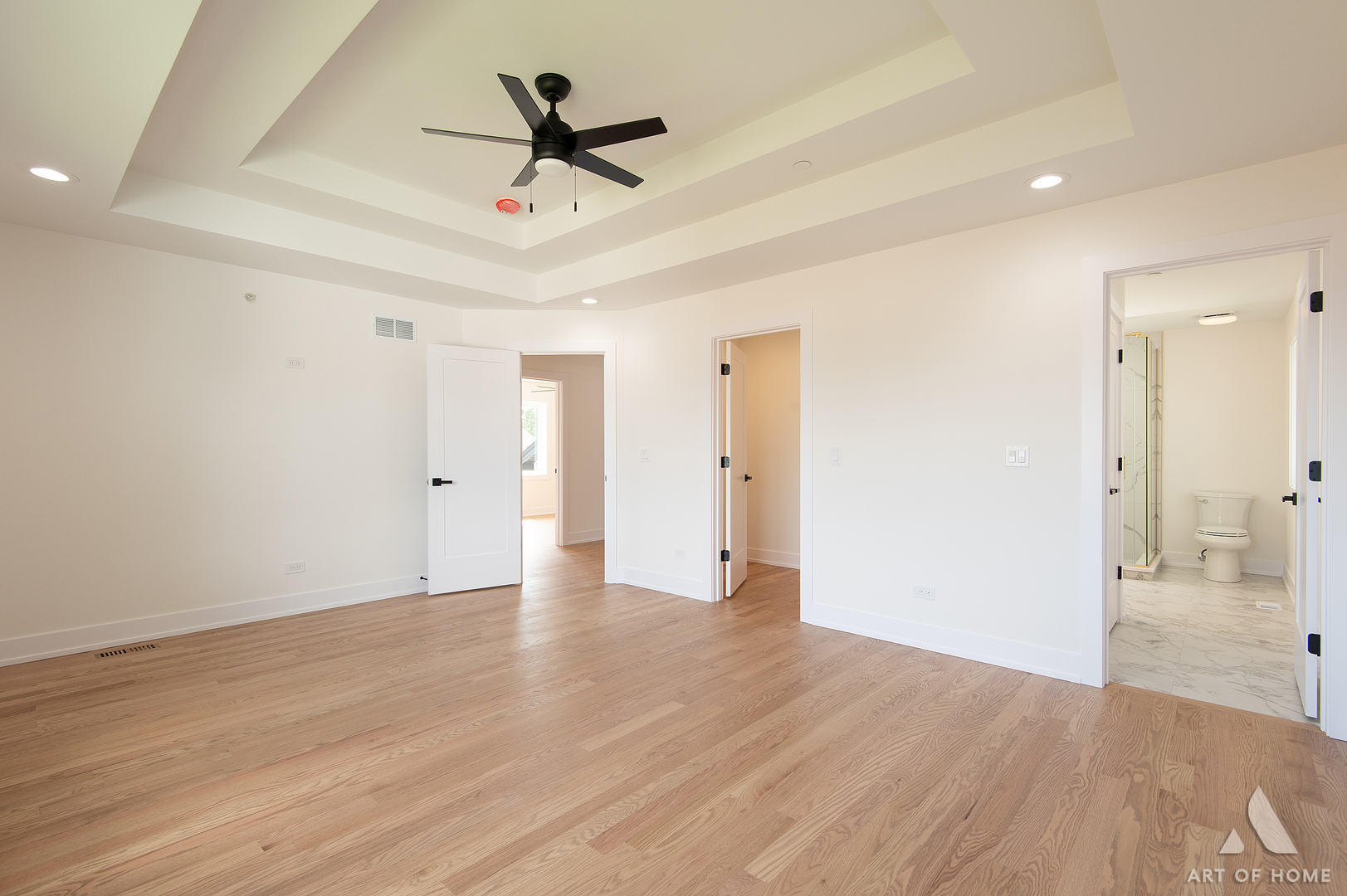 9605 S 78th Court Property Photo 13