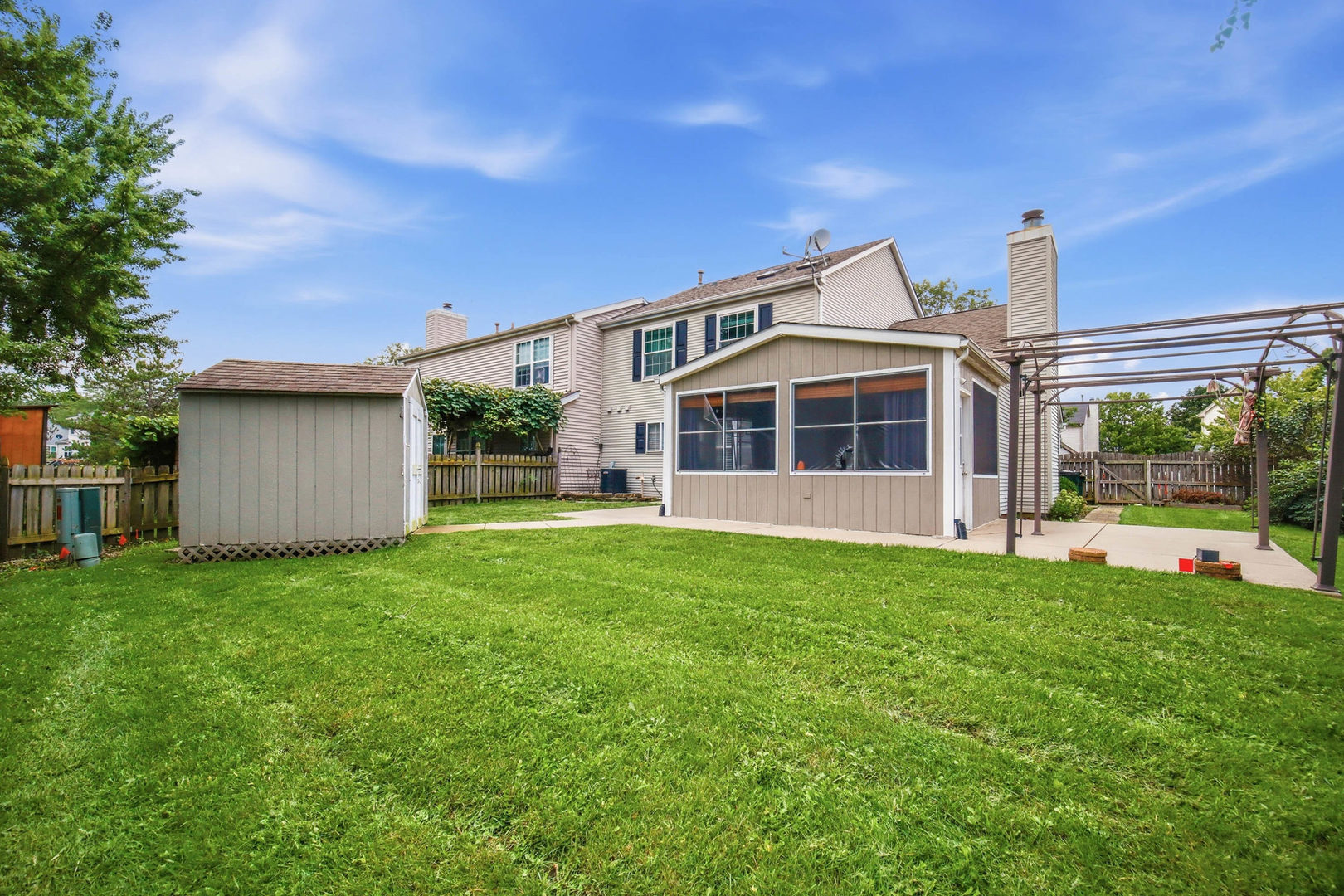 494 Buckingham Drive Property Photo 15
