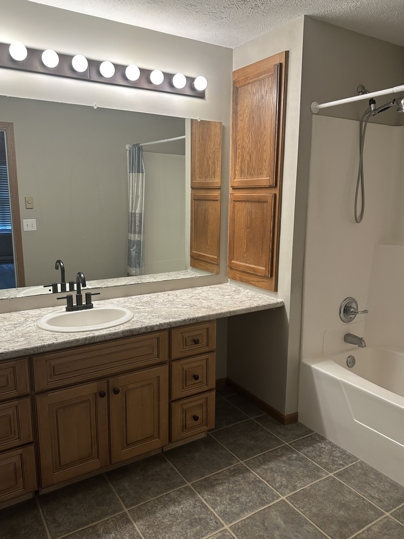 4135 Canal Road Property Photo 19