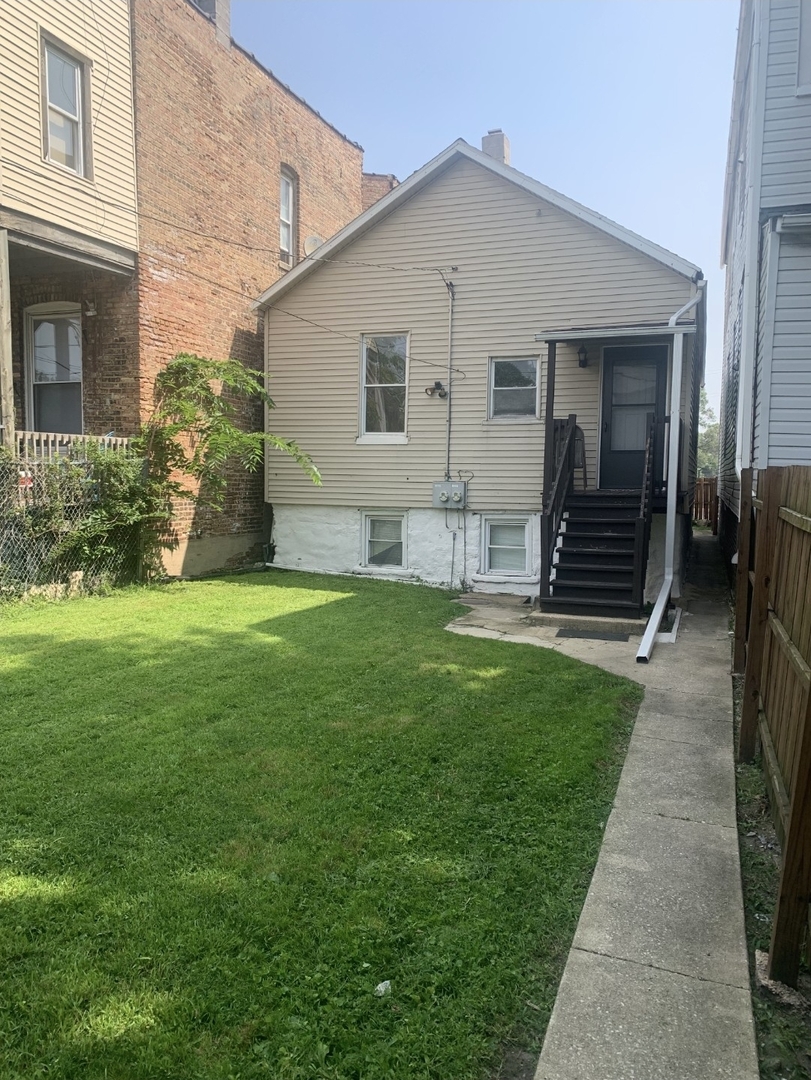 5524 S Wells Street Property Photo 17