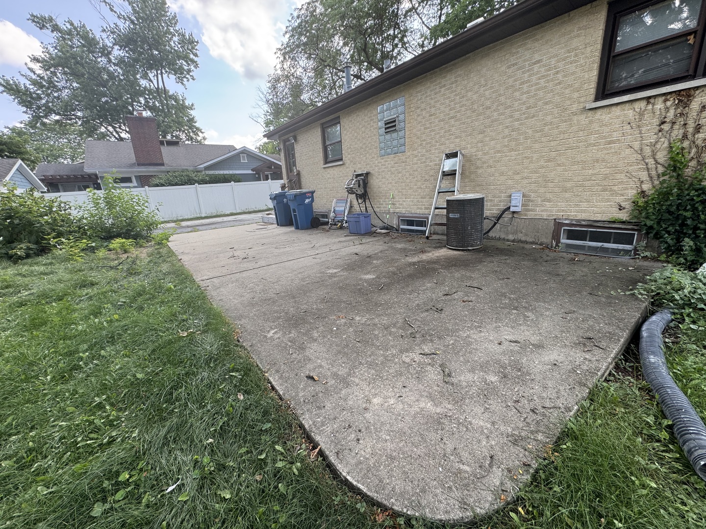 927 S Stough Street Property Photo 10