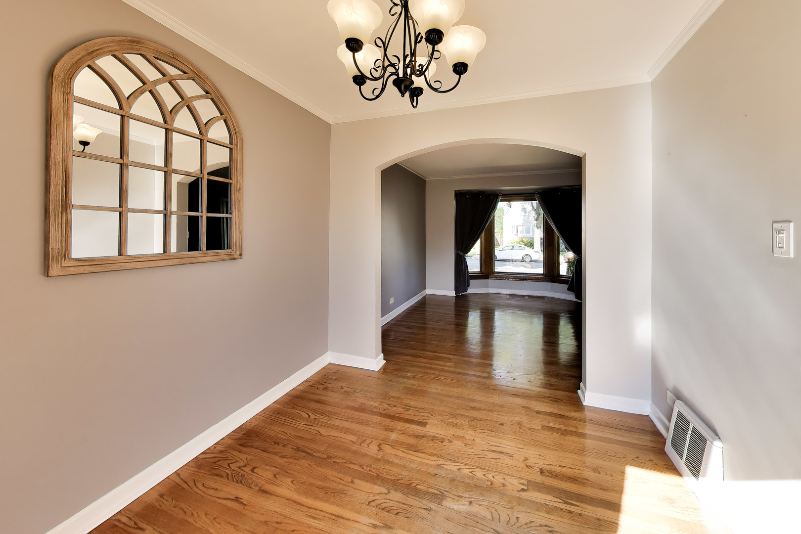5523 N Natchez Avenue Property Photo 12