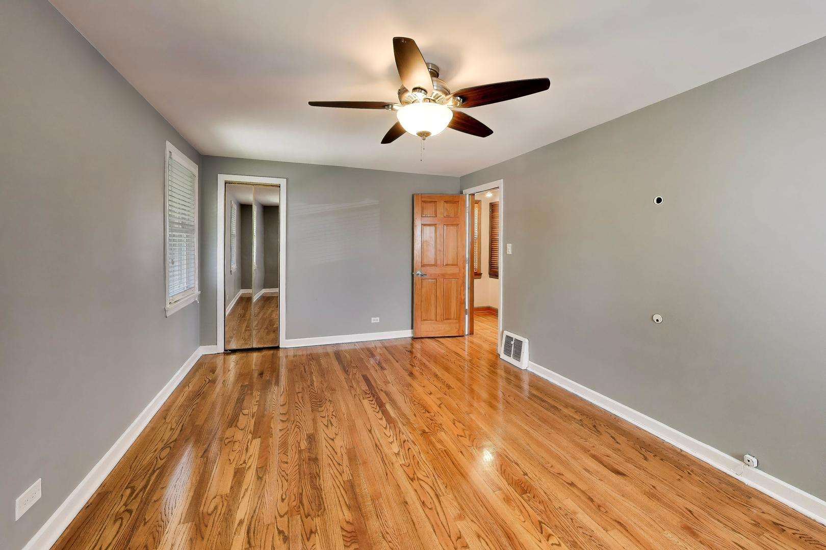 5523 N Natchez Avenue Property Photo 17