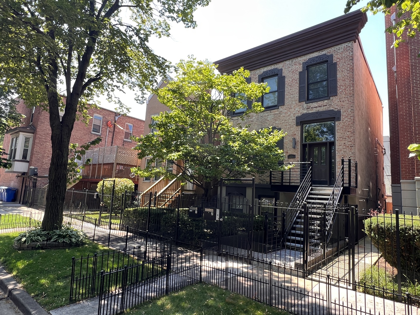 220 S Hamilton Avenue 1 Property Photo 3