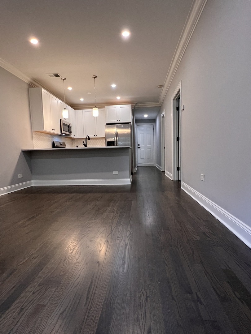 220 S Hamilton Avenue 1 Property Photo 5