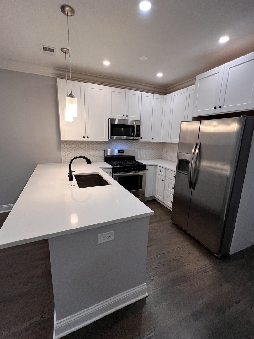 220 S Hamilton Avenue 1 Property Photo 10