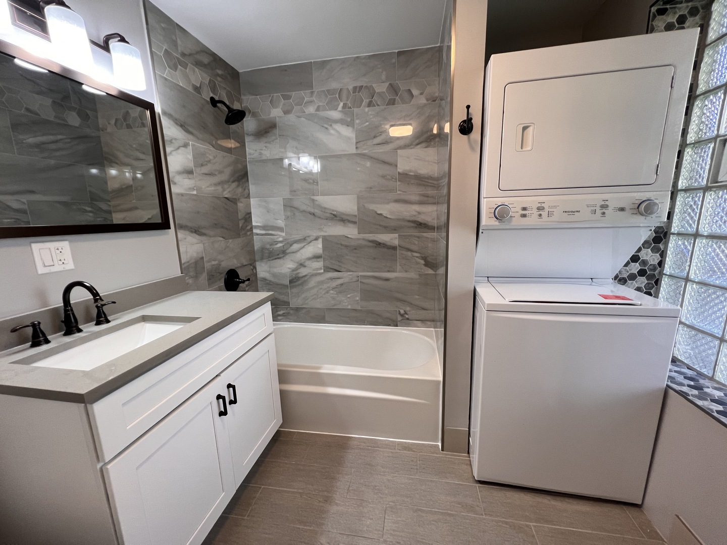 220 S Hamilton Avenue 1 Property Photo 18
